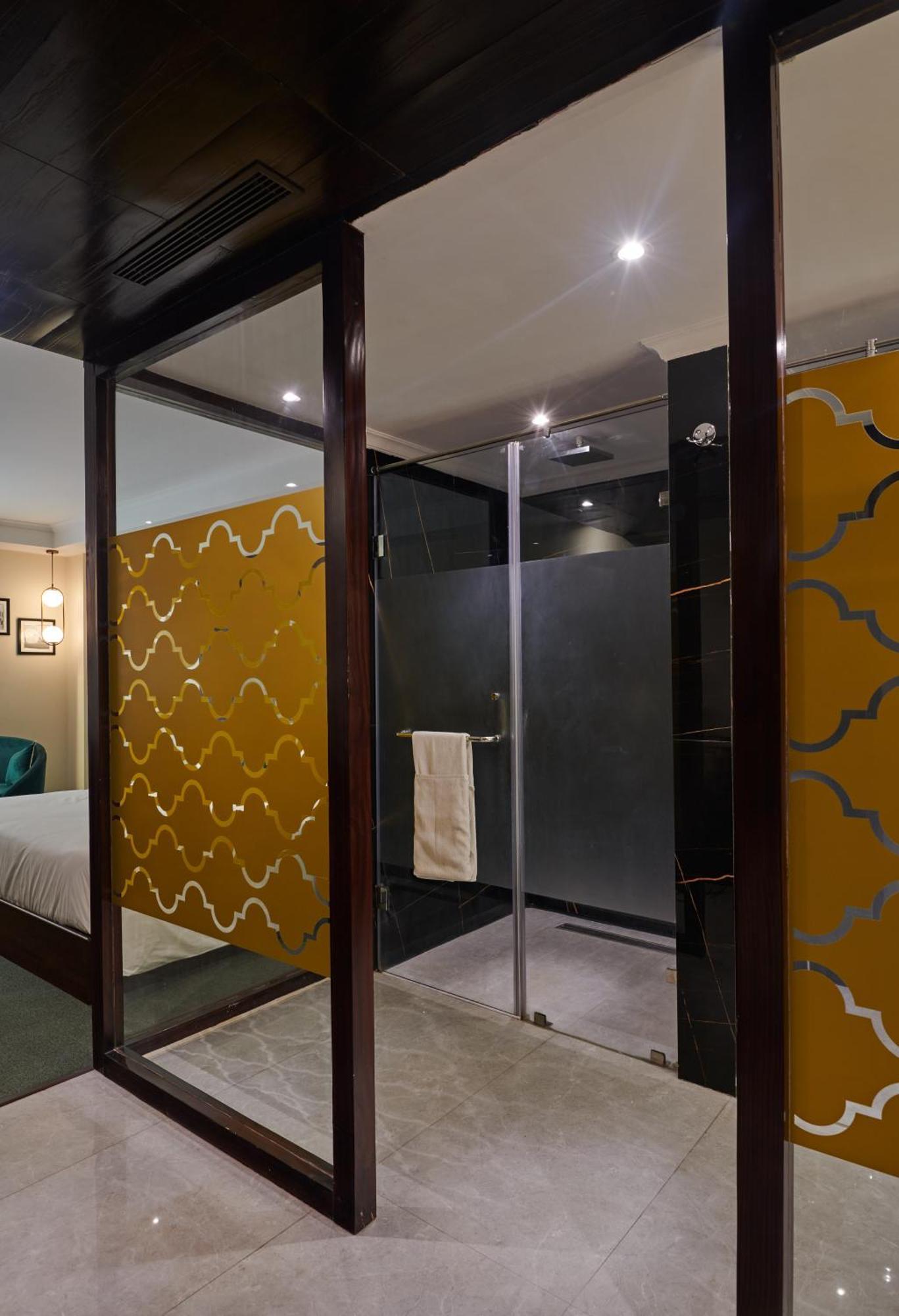 Deventure Sarovar Portico Patel Nagar Nova Deli Exterior foto